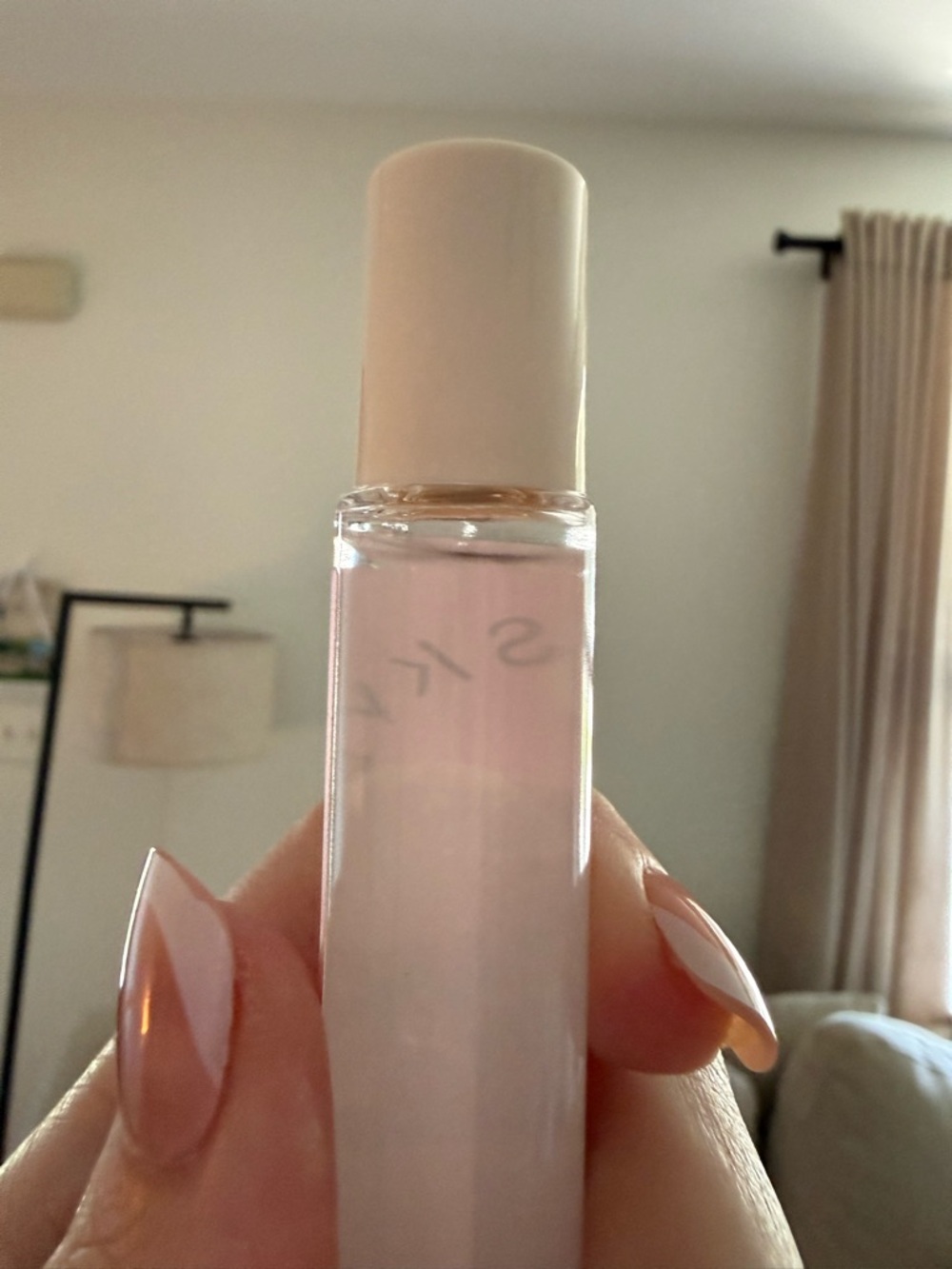 LIMITED EDITION SKYLAR SCENT CLUB Forbidden Fruit Rollerball Perfume - Pink - Picture 2 of 2